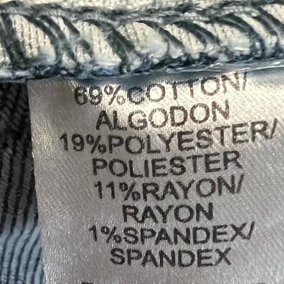 Wit & Wisdom Ab Solutions High Rise Distress Skinny Jean - Picture 6 of 7